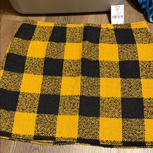 Forever 21 Yellow and Black Plaid Mini Skirt